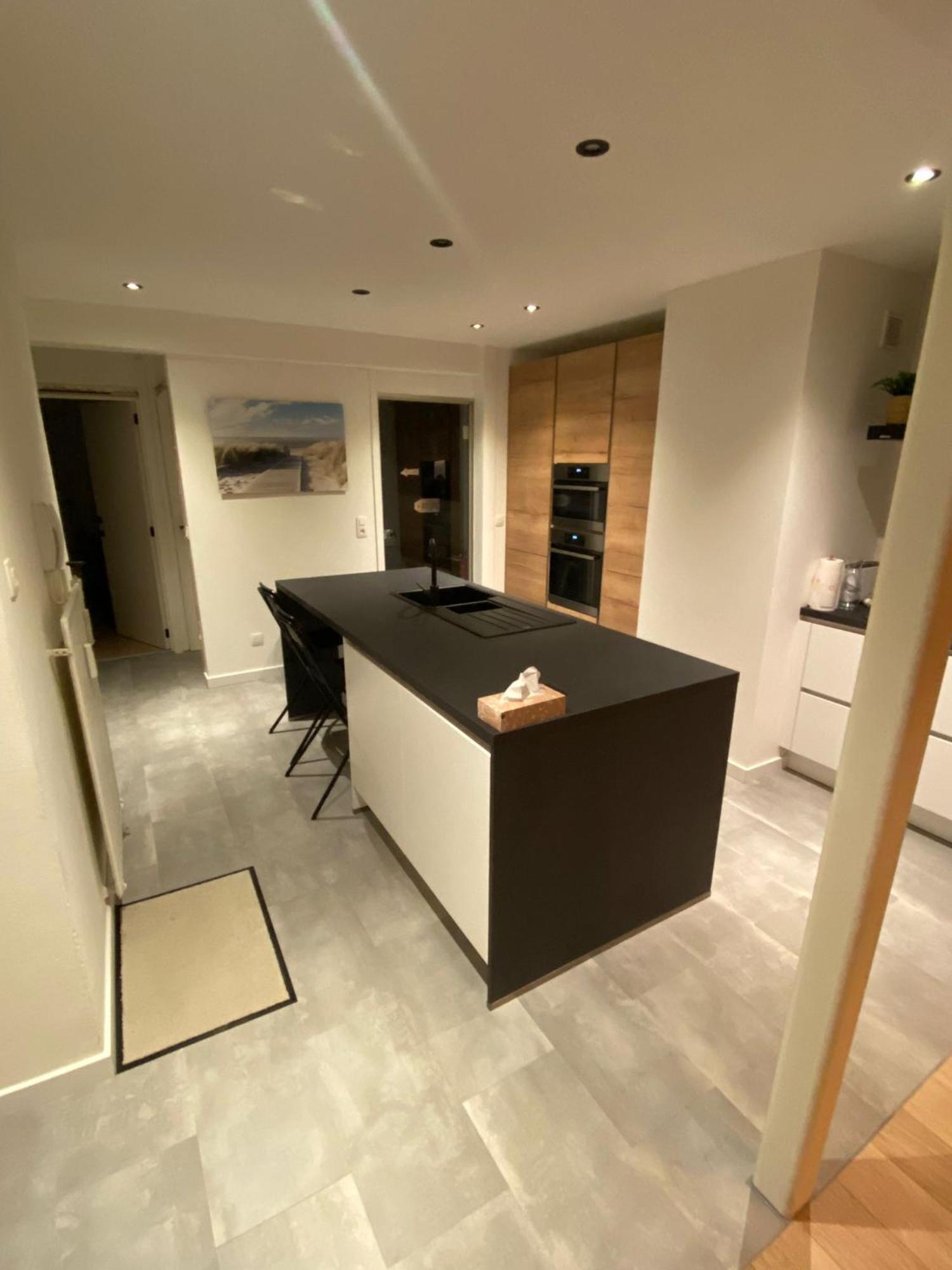 Apartment Spacious With Sea View *
